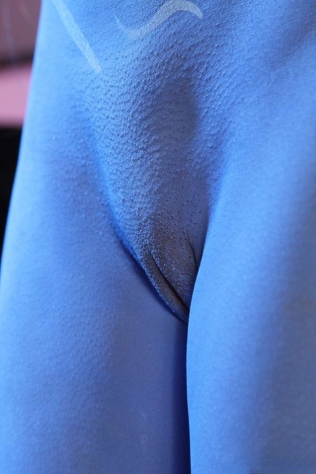 Cosplay beauty Misty Stone takes cock in nothing but blue body paint 93574732
